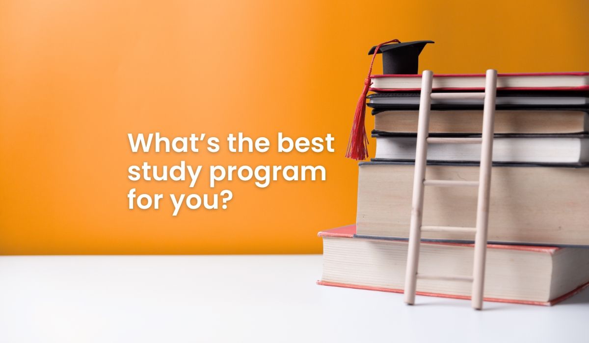Hero image visual showing a graduation cap on top of books with a ladder on the side.
